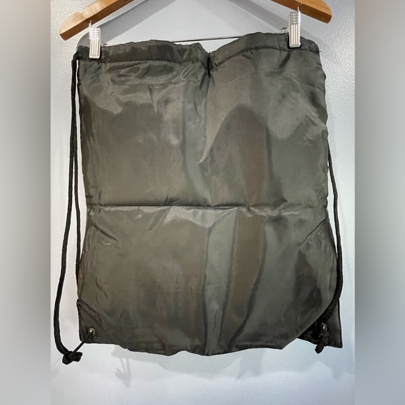 Kid Rock Chillin the Most Black Nylon Drawstring Backpack Concert Memorabilia - Picture 4 of 8